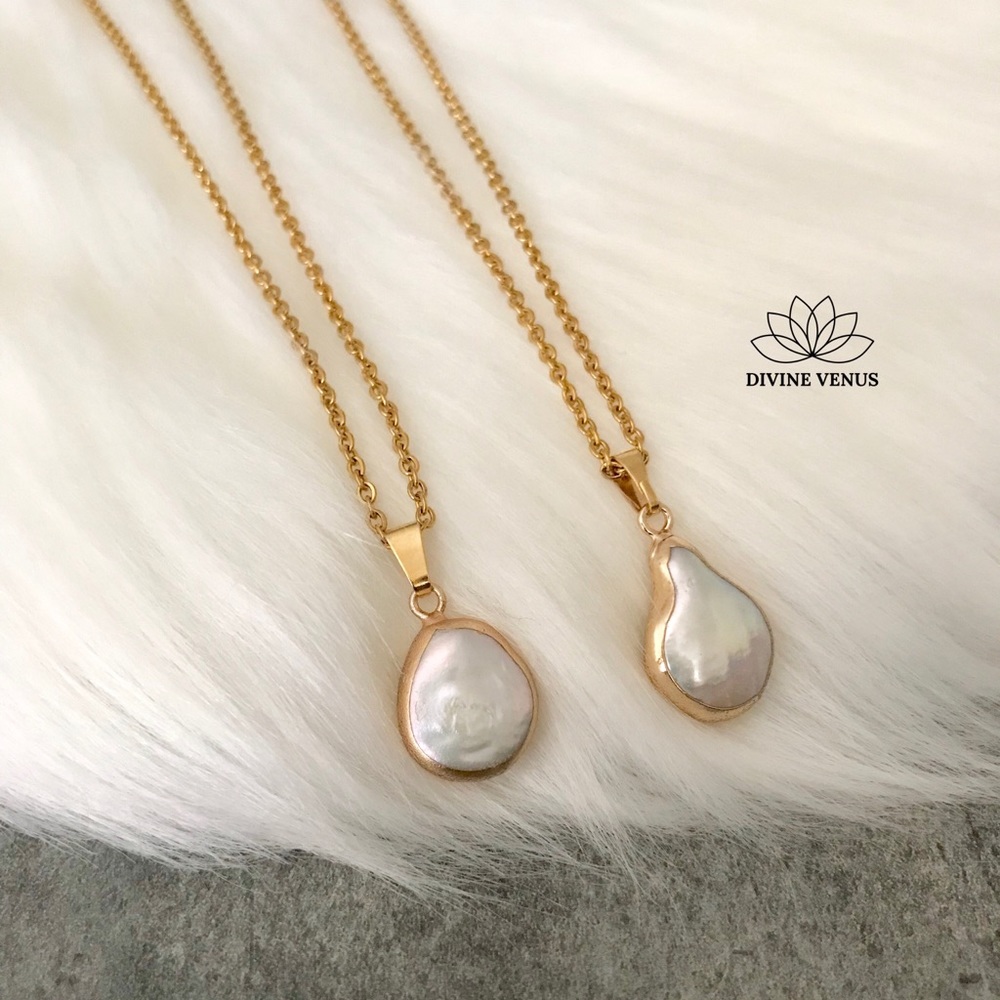 Natural Cultured Freshwater Pearl Necklace - Picture 4 of 8